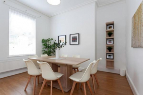 Spacious Comfortable house close to Etihad+parking